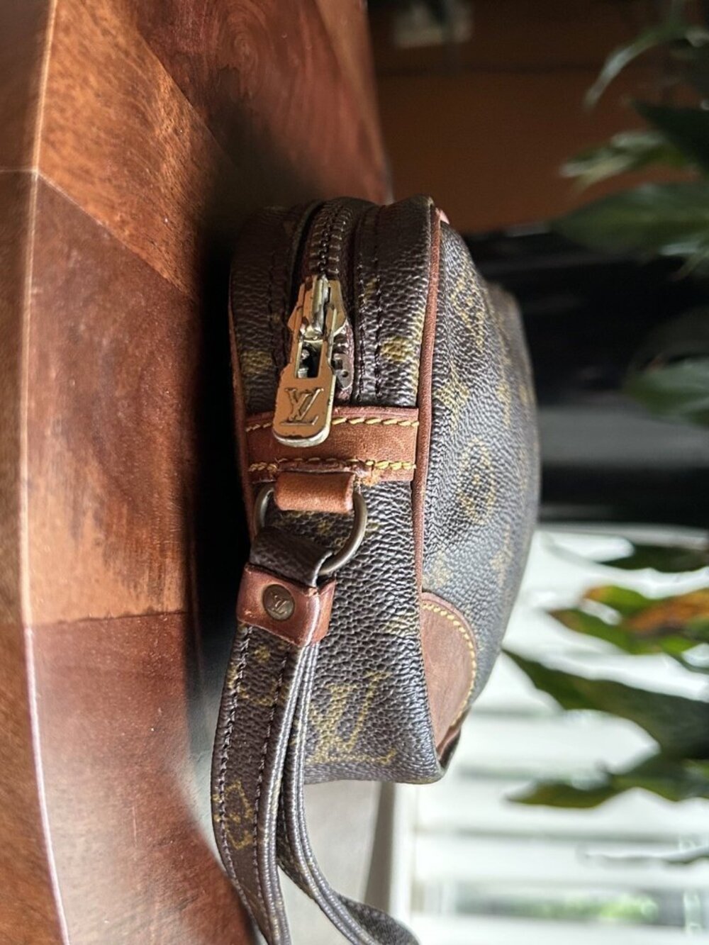 LOUIS VUITTON Monogram PM Wristlet - Picture 5 of 11